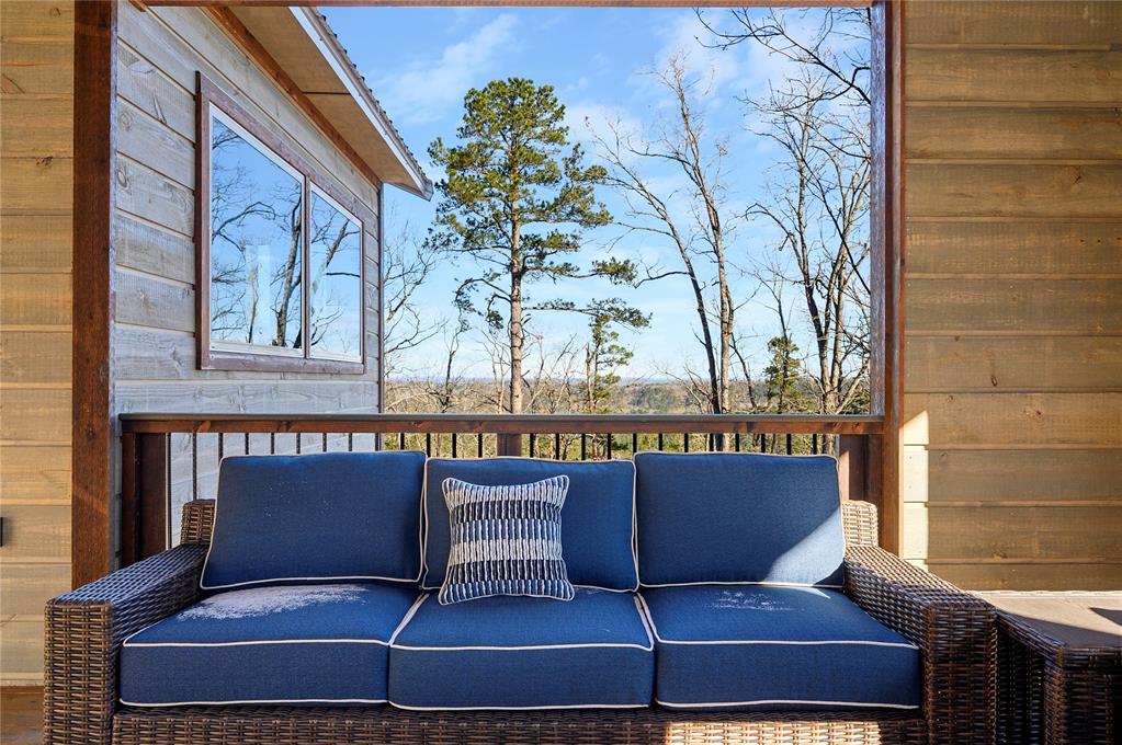 579 Moonshiner Springs Trail Property Photo 15