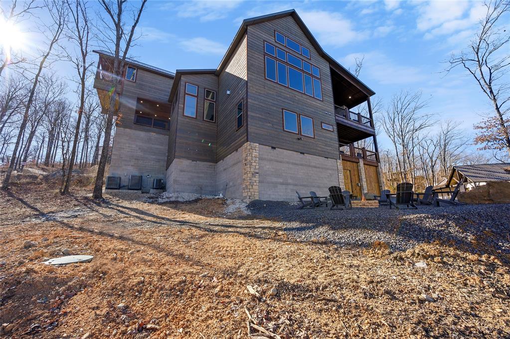 579 Moonshiner Springs Trail Property Photo 40