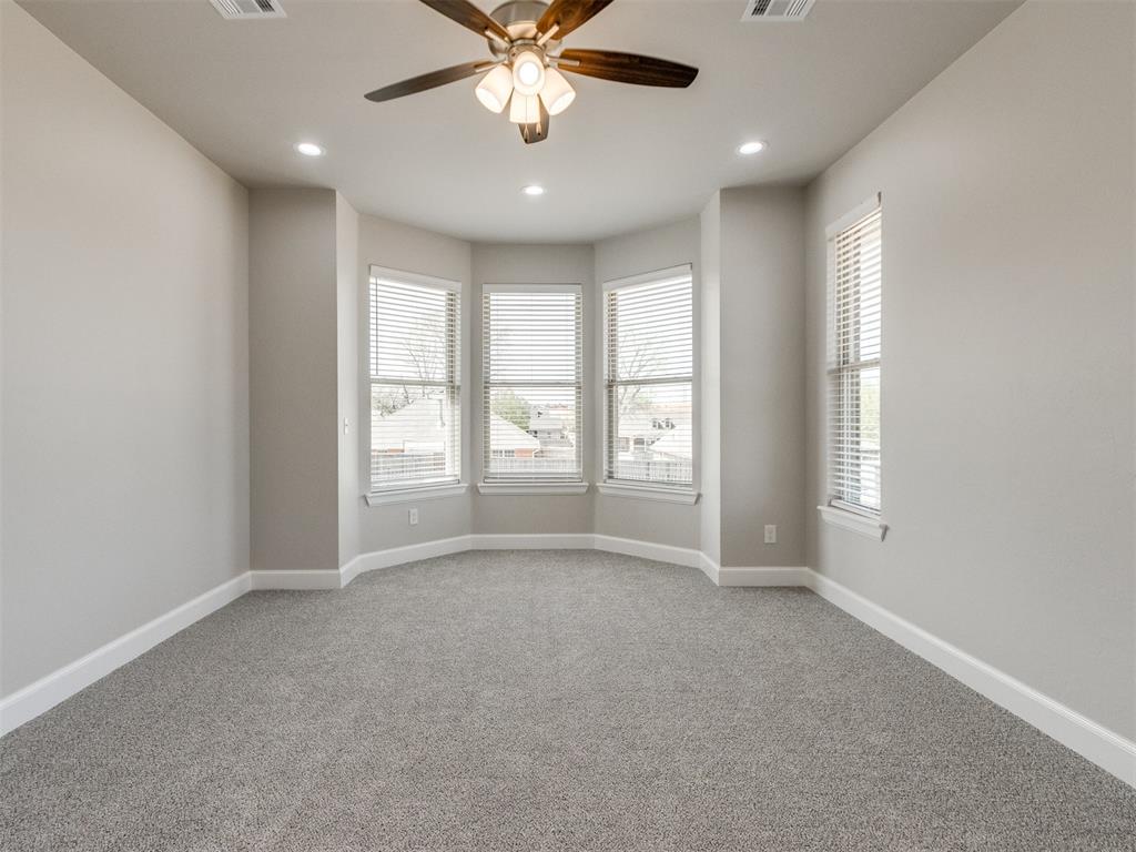 2915 Ridgecrest Drive Property Photo 11