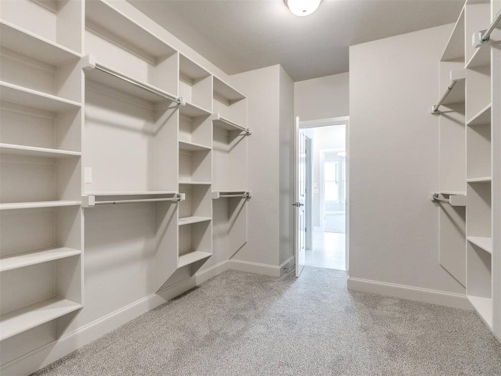 2915 Ridgecrest Drive Property Photo 15