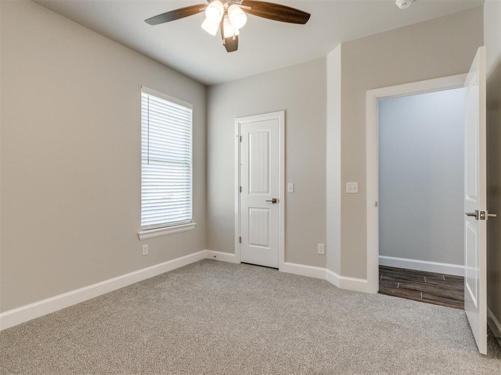 2915 Ridgecrest Drive Property Photo 17