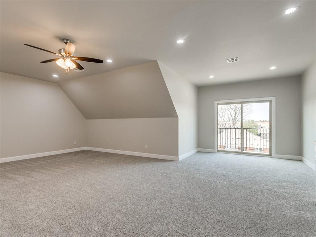 2915 Ridgecrest Drive Property Photo 18