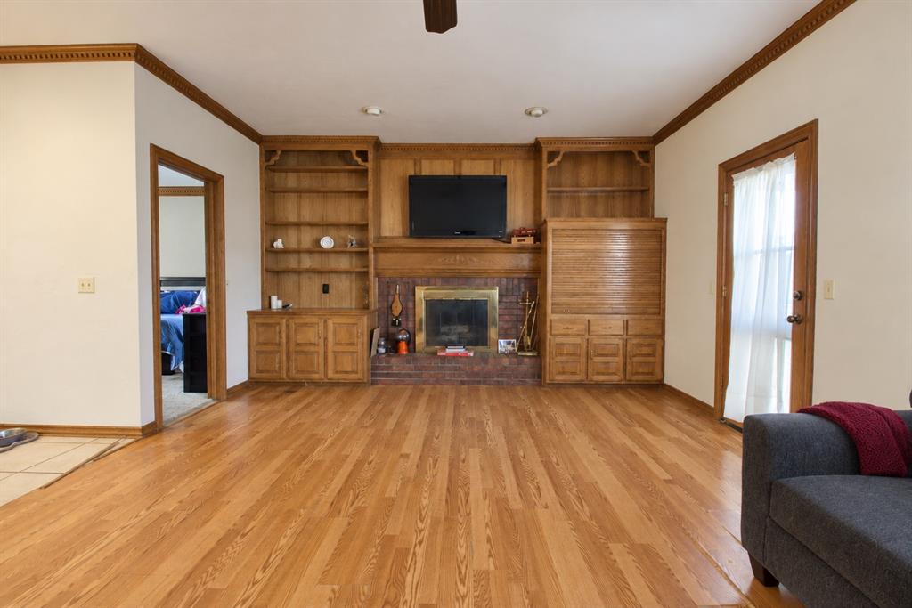 11229 Kingsgate Drive Property Photo 5