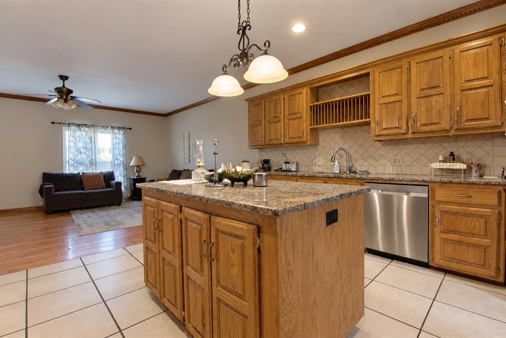 11229 Kingsgate Drive Property Photo 8
