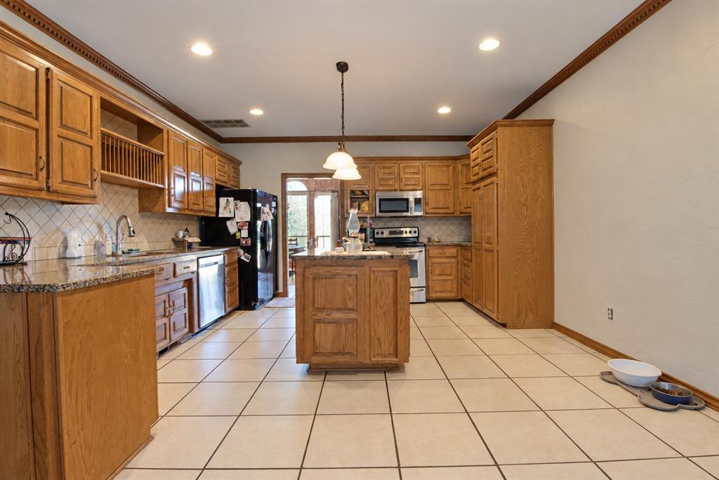 11229 Kingsgate Drive Property Photo 9