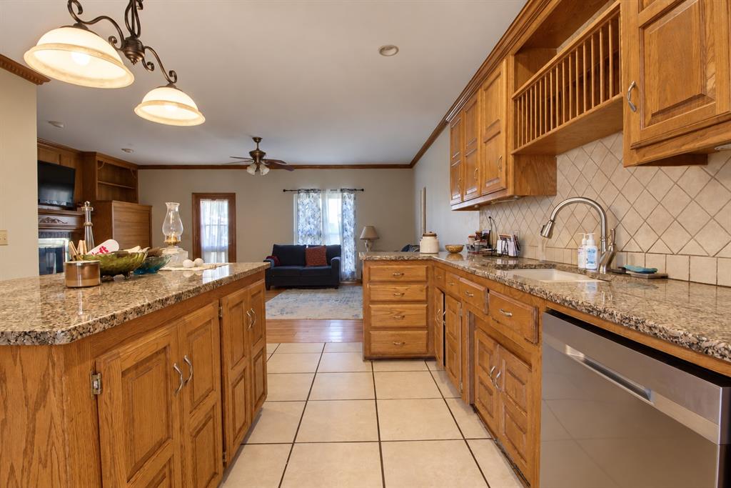 11229 Kingsgate Drive Property Photo 11