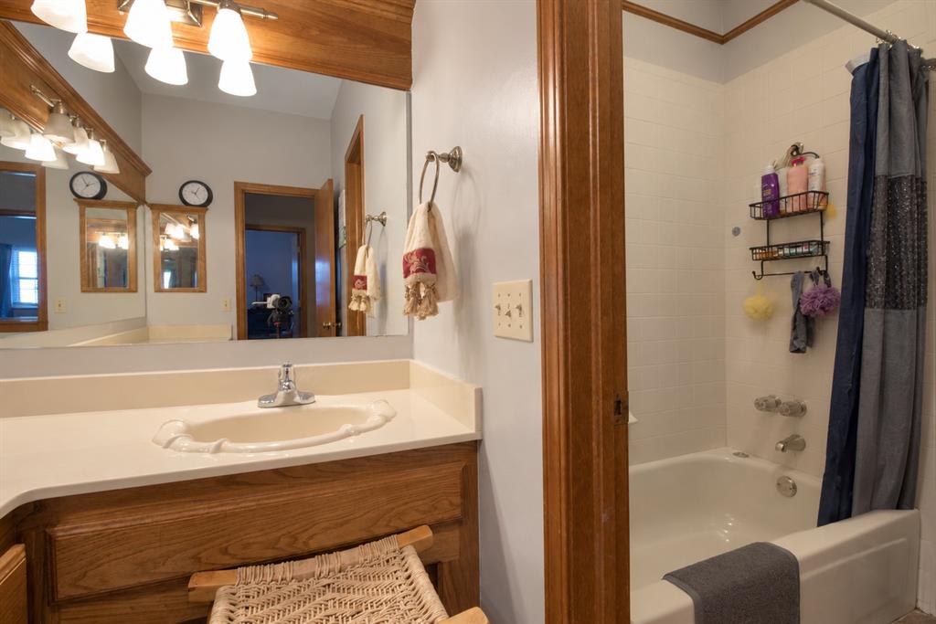 11229 Kingsgate Drive Property Photo 19