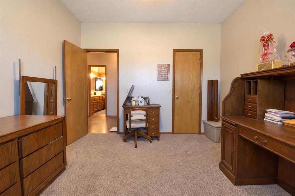 11229 Kingsgate Drive Property Photo 24