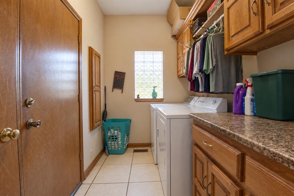 11229 Kingsgate Drive Property Photo 26
