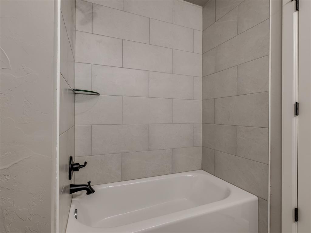 5005 Misty Wood Lane Property Photo 38