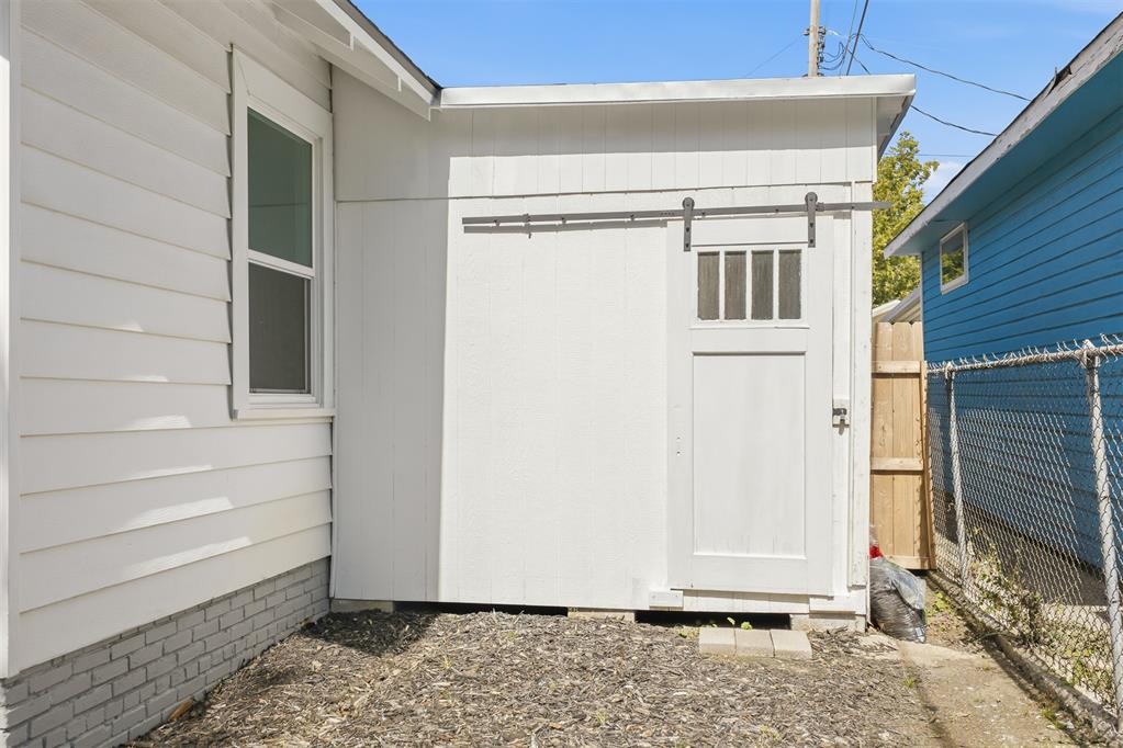558 Nw 11th Ave Nw Avenue Property Photo 16