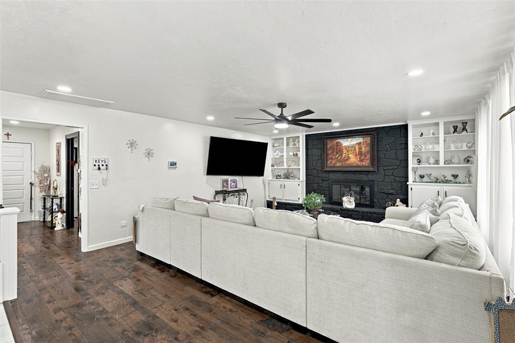 9908 Rockwell Terrace Property Photo 10