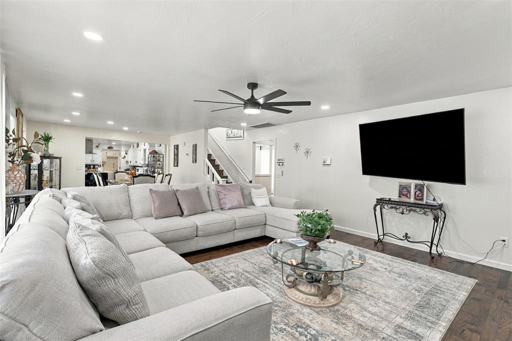 9908 Rockwell Terrace Property Photo 13