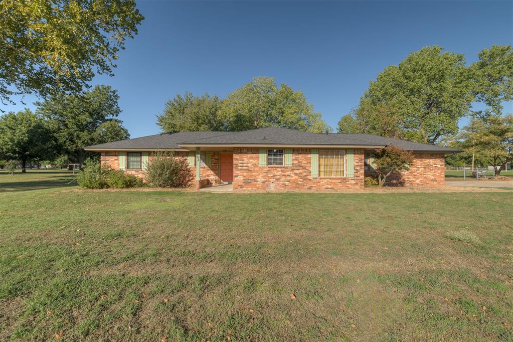 203 Jeffries Drive Property Photo 2