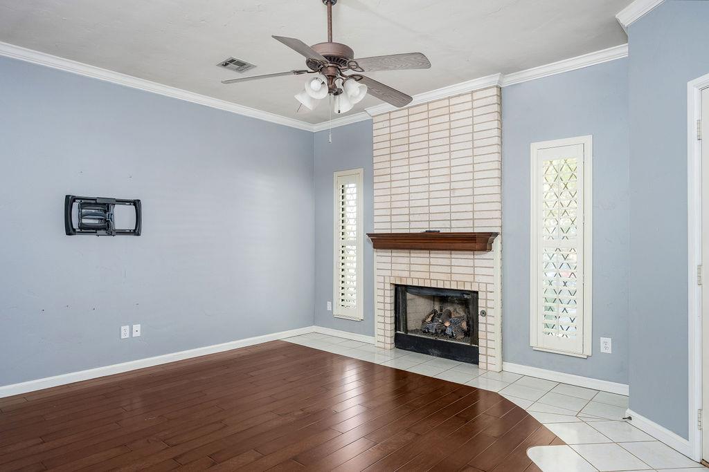 11904 Barrywood Drive Property Photo 5