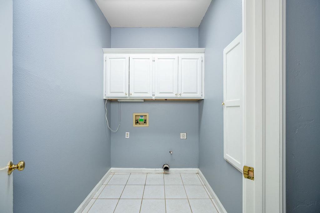 11904 Barrywood Drive Property Photo 13