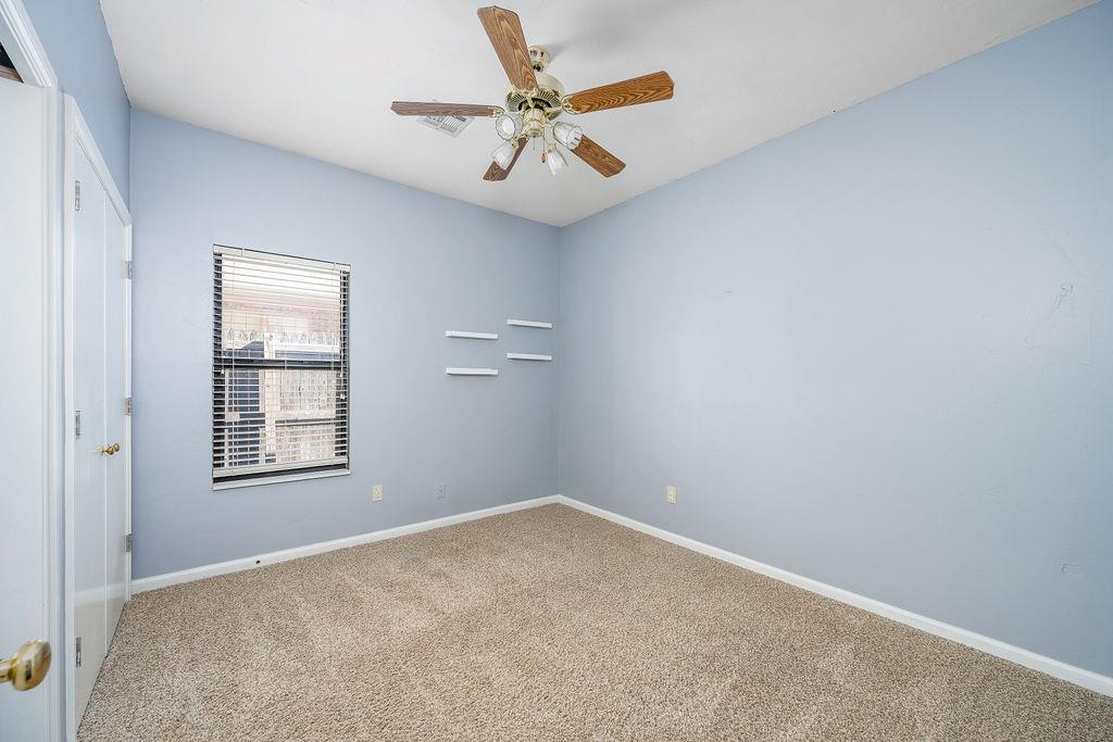 11904 Barrywood Drive Property Photo 16