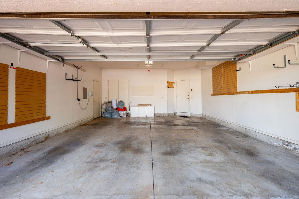 11904 Barrywood Drive Property Photo 35