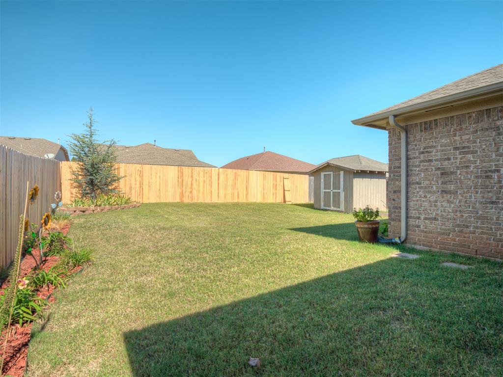 915 Eaglerock Lane Property Photo 41