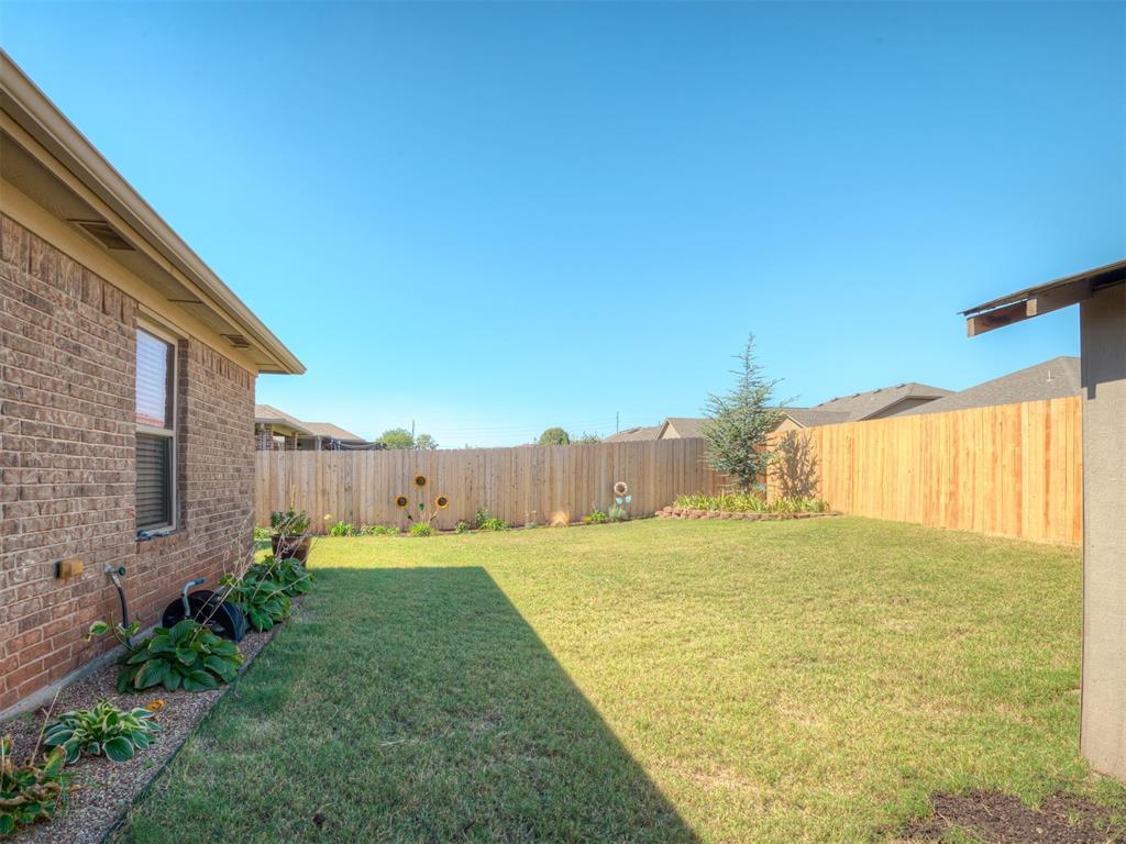 915 Eaglerock Lane Property Photo 43