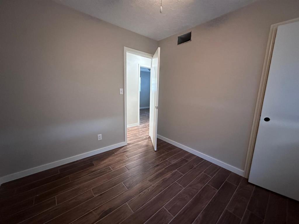 505 Clearview Drive Property Photo 6