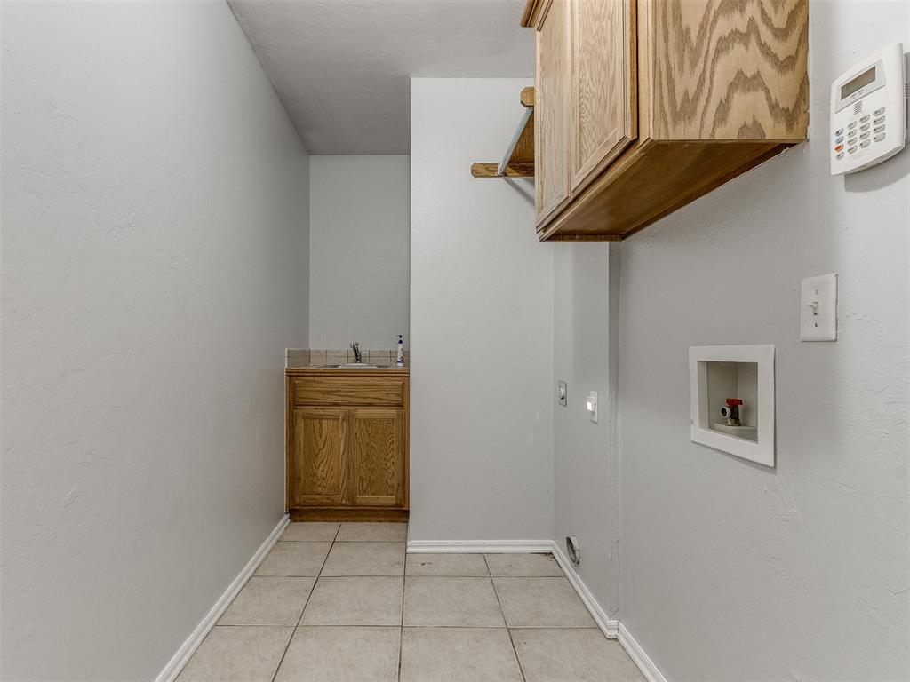 2321 Sw 94th Terrace Property Photo 6