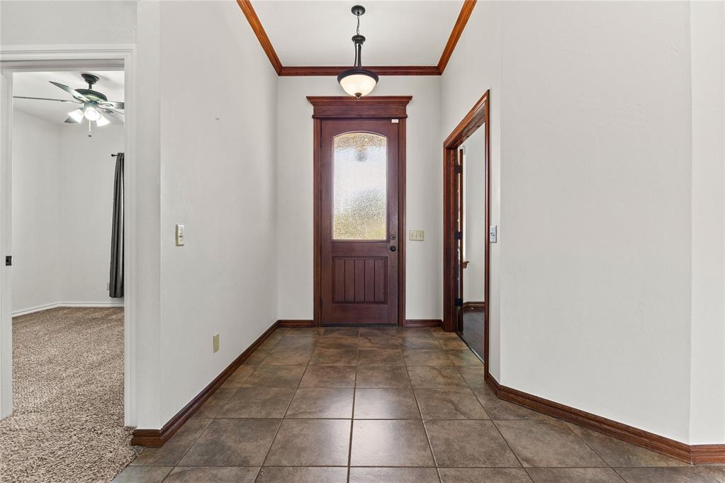 1304 Crimson Drive Property Photo 5