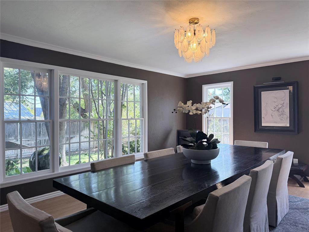 1201 Glenbrook Terrace Property Photo 10