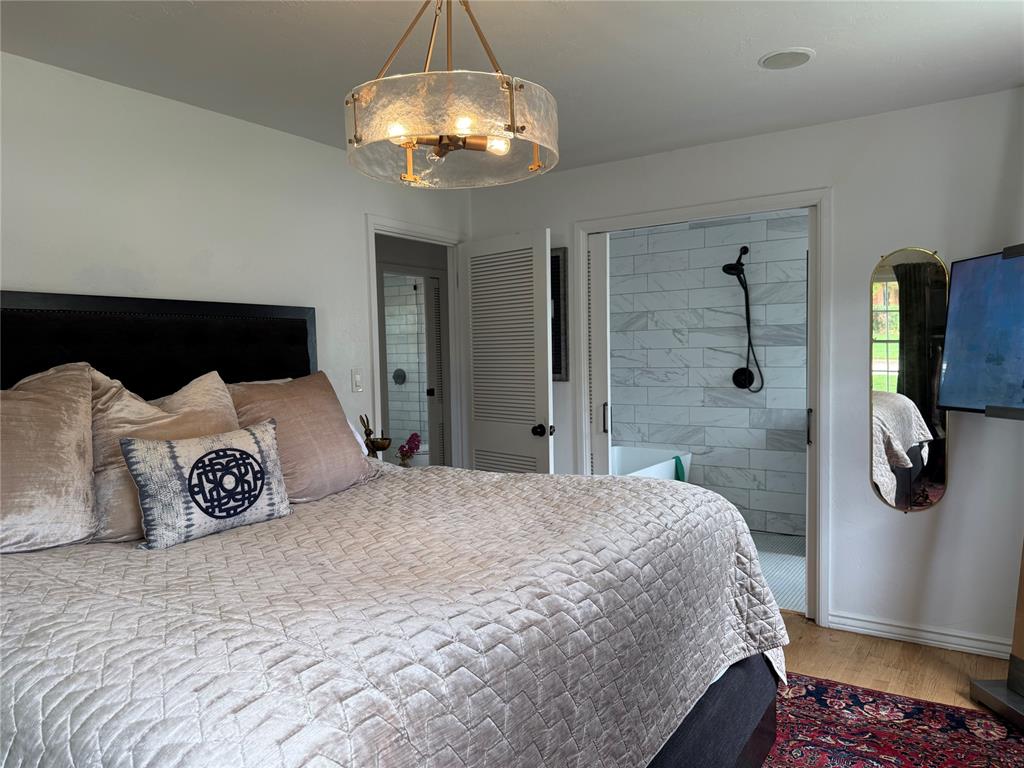 1201 Glenbrook Terrace Property Photo 11