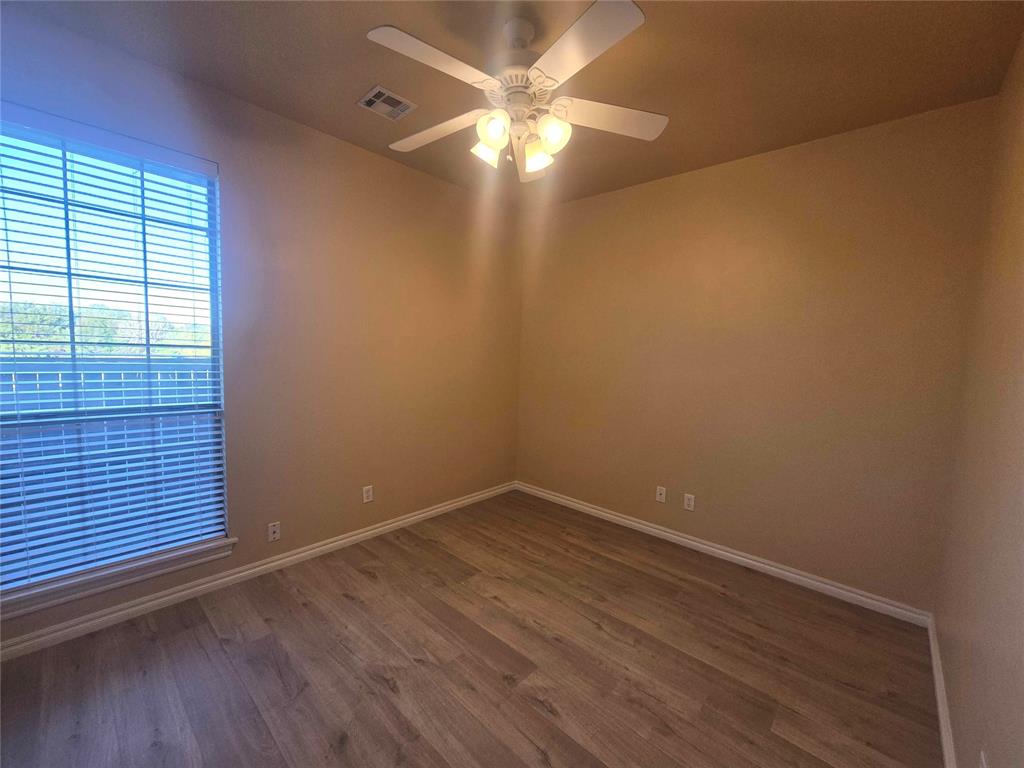 17205 Cedar Drive Property Photo 10