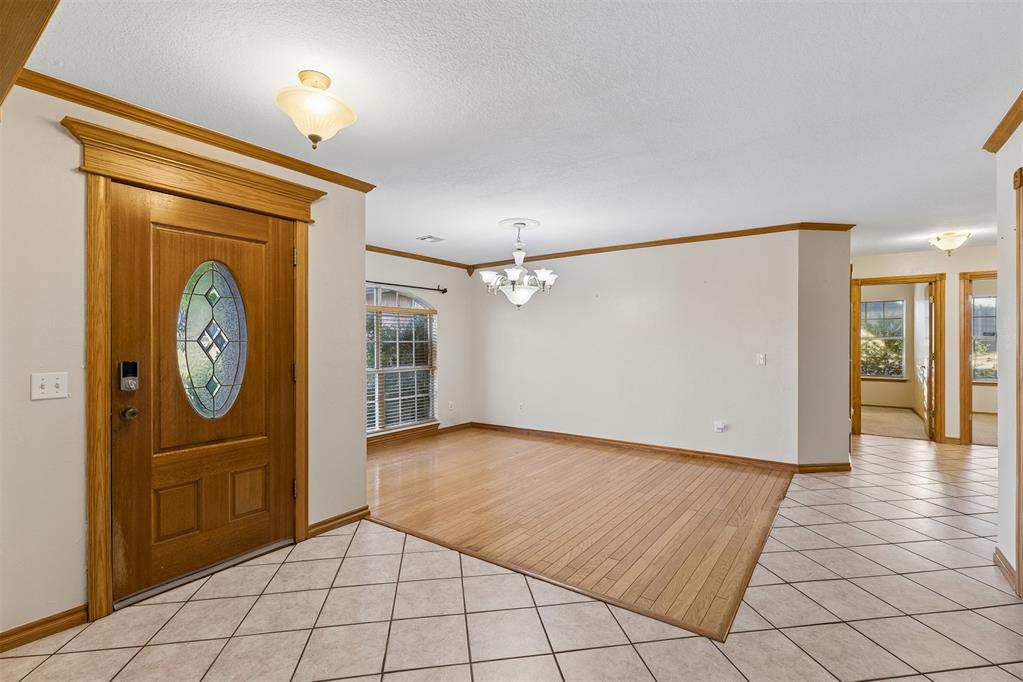 15069 Scottsdale Lane Property Photo 4