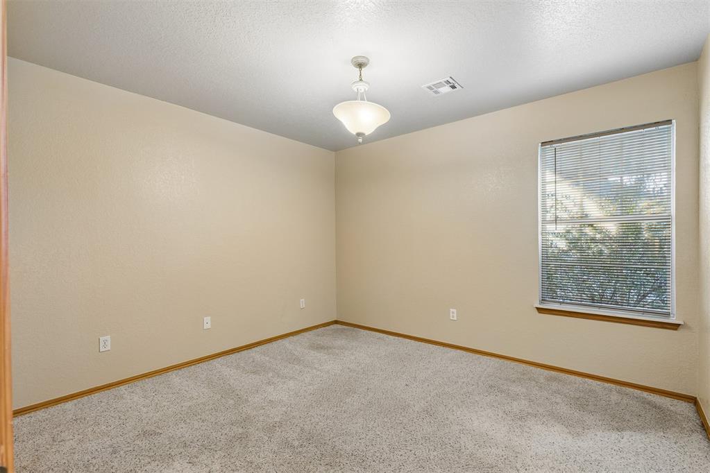 15069 Scottsdale Lane Property Photo 28
