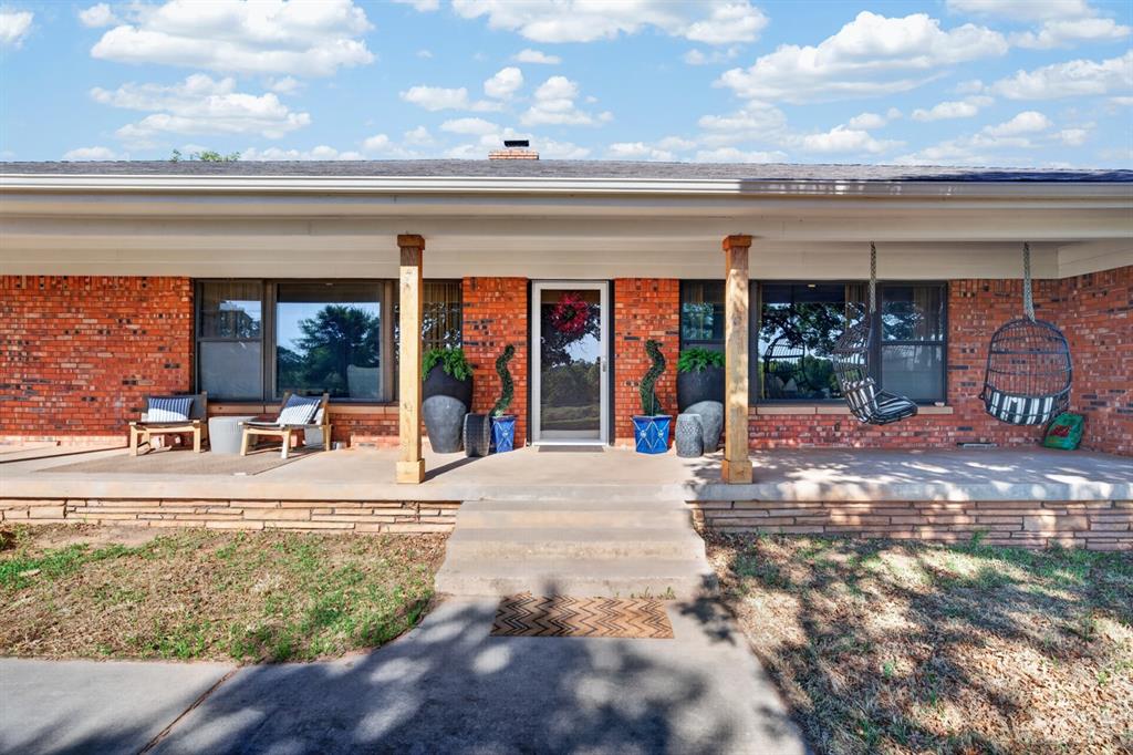 3101 E Hefner Rd. Property Photo 8