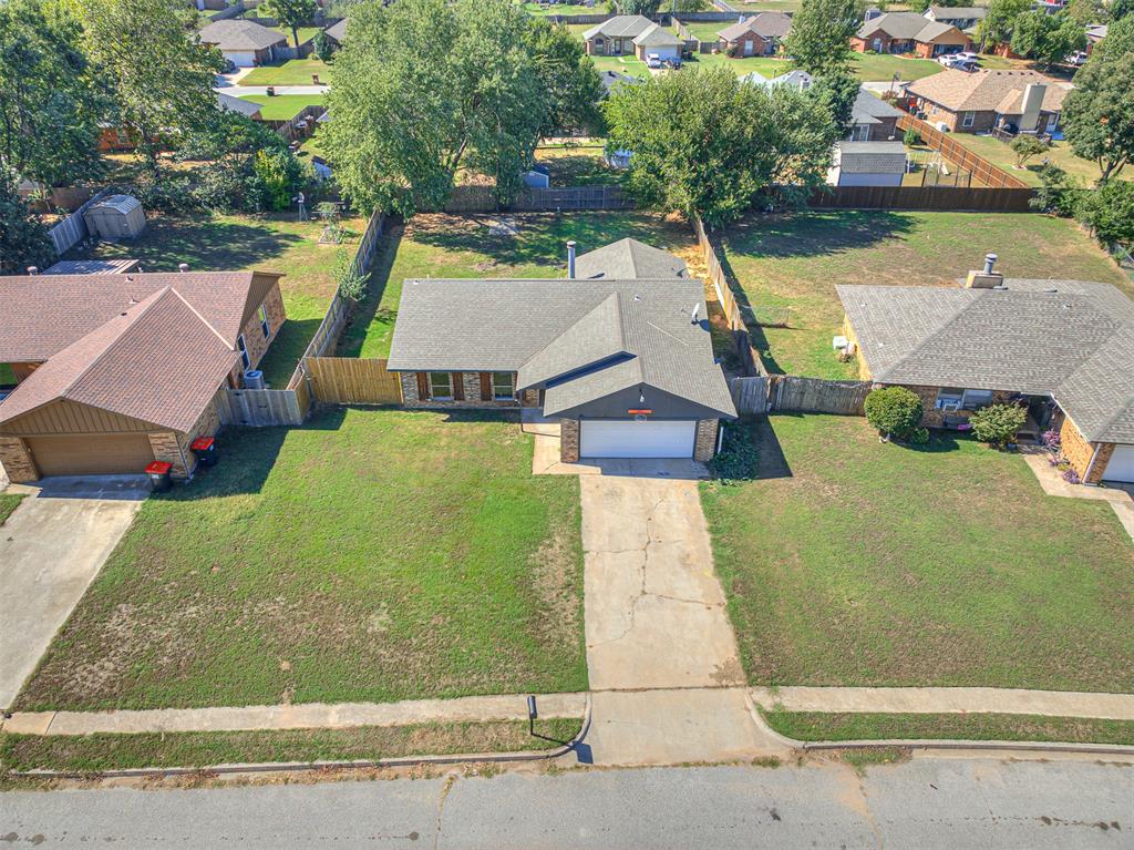 451 Crooked Oak Drive Property Photo 4