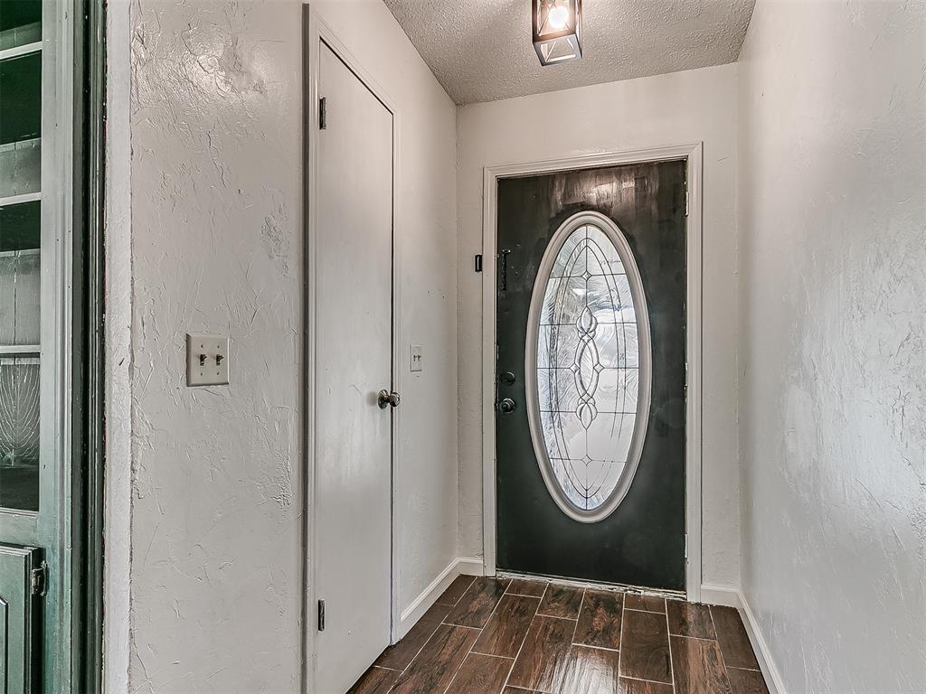 451 Crooked Oak Drive Property Photo 6