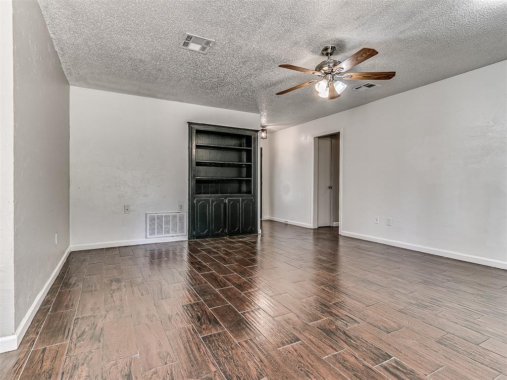 451 Crooked Oak Drive Property Photo 11