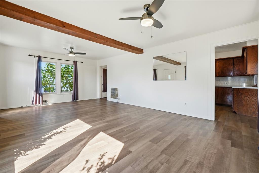213 Shell Boulevard Property Photo 7