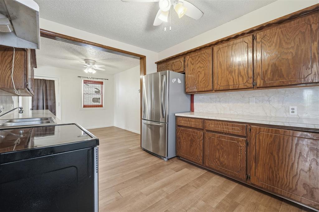 213 Shell Boulevard Property Photo 11