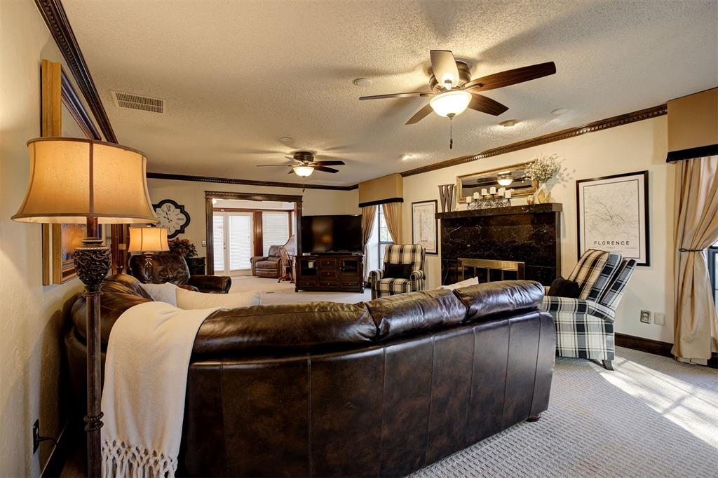 2413 S Wentworth Court Property Photo 8