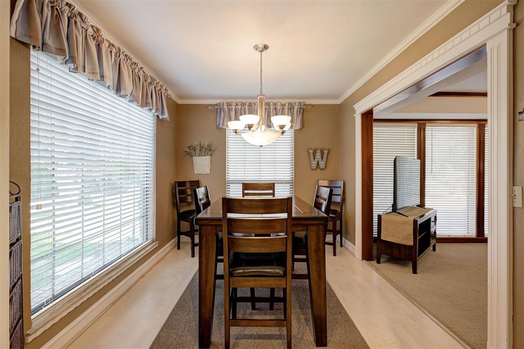 2413 S Wentworth Court Property Photo 16