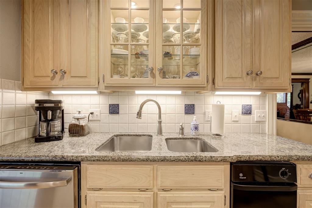 2413 S Wentworth Court Property Photo 19