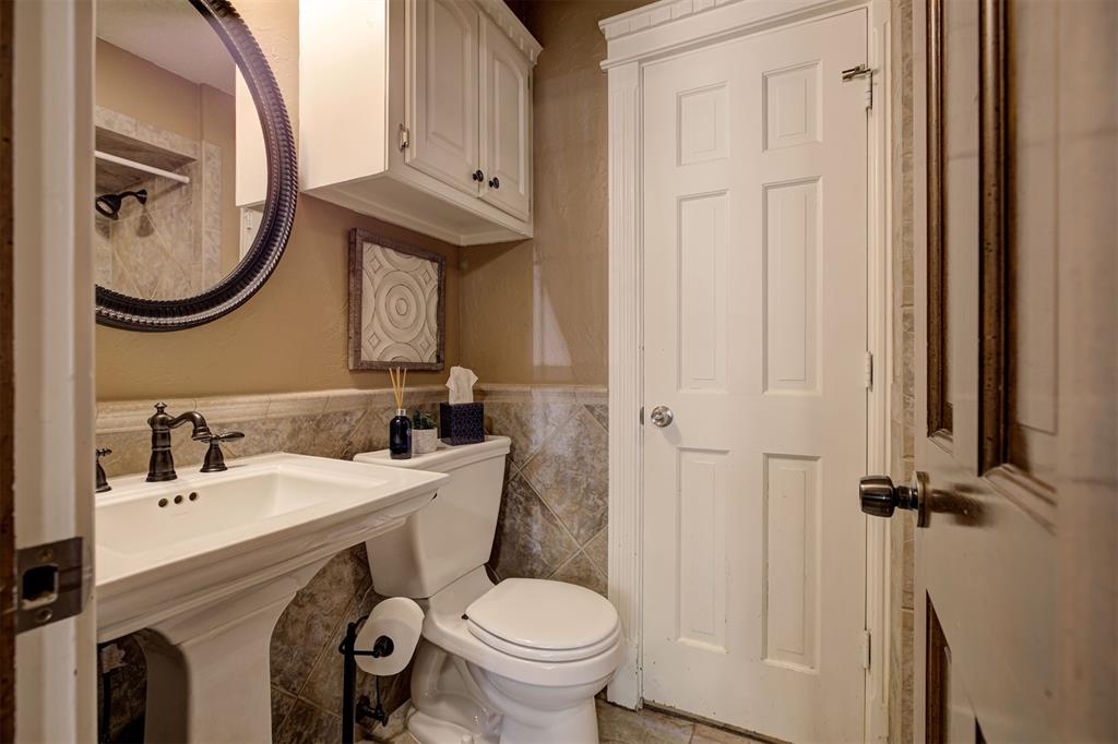 2413 S Wentworth Court Property Photo 26