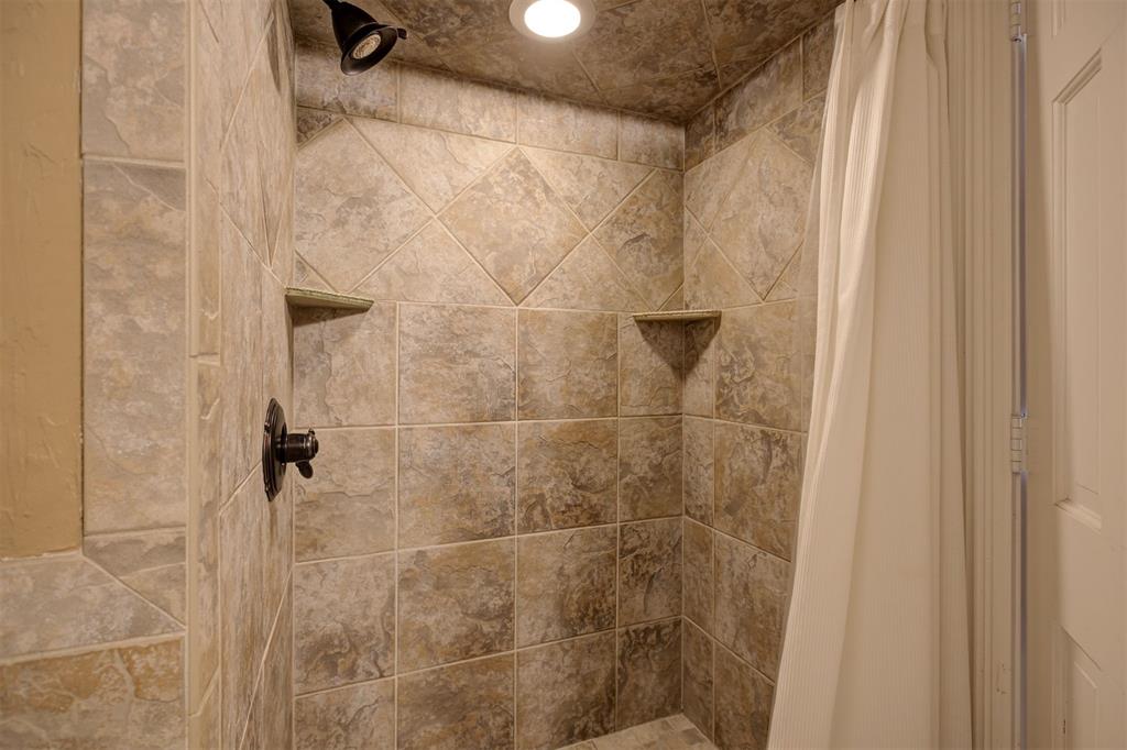 2413 S Wentworth Court Property Photo 27