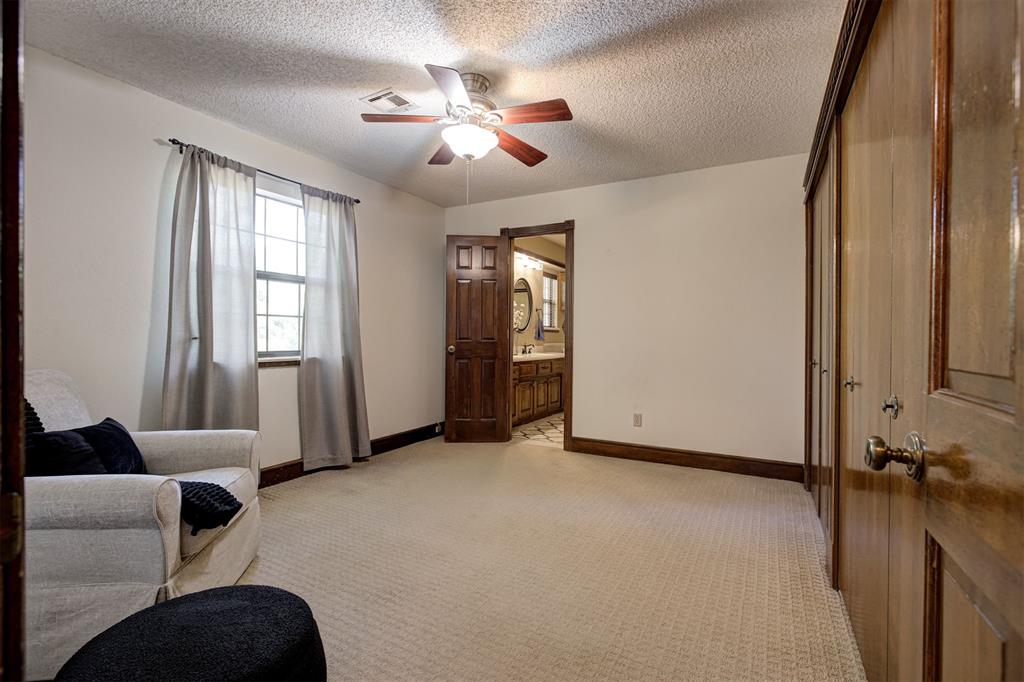 2413 S Wentworth Court Property Photo 33