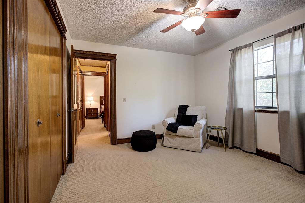 2413 S Wentworth Court Property Photo 34