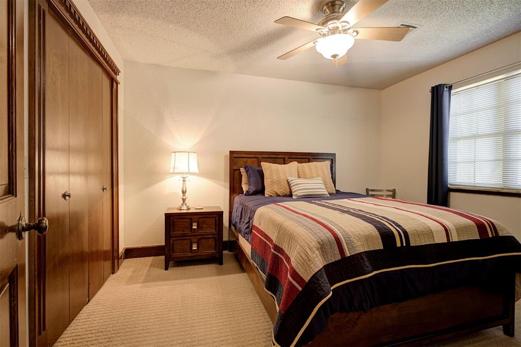 2413 S Wentworth Court Property Photo 42