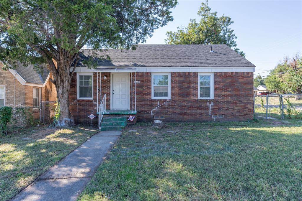 2200 Ne 19th Street Property Photo 1