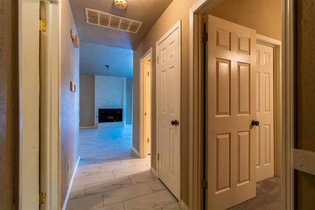 14007 Fairhill Avenue Property Photo 2