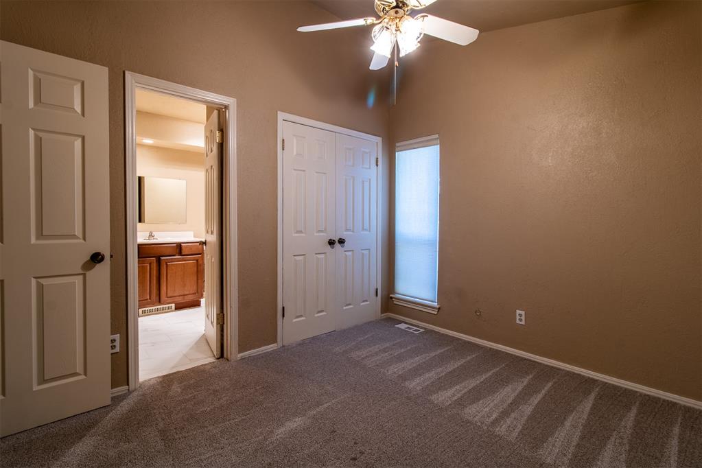 14007 Fairhill Avenue Property Photo 3