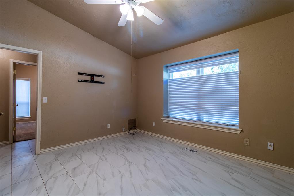 14007 Fairhill Avenue Property Photo 5